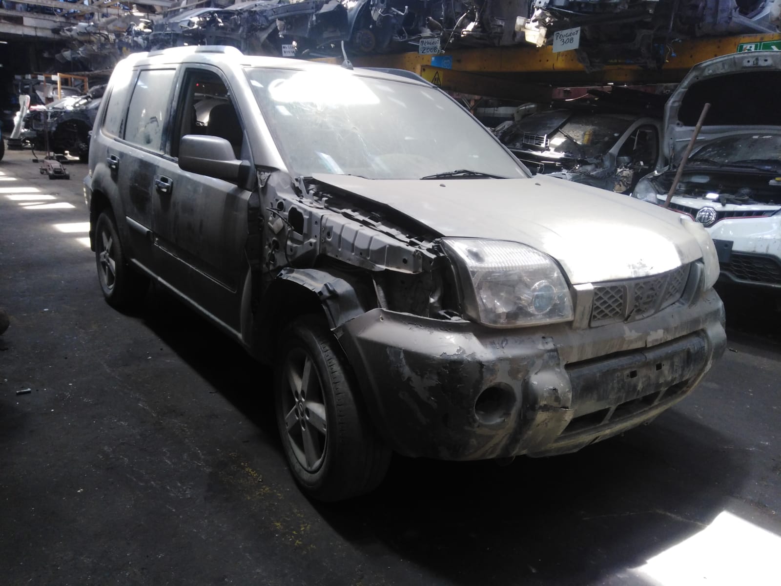 Nissan XTRAIL 2006 - 1 REPUESTO USADO/USADA EN DESARME